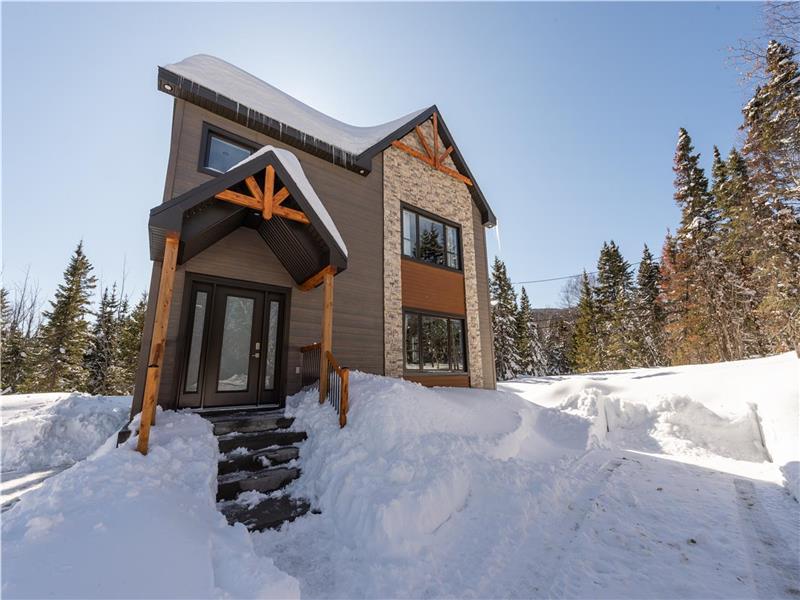 La Chic Tanière TOUT NEUF SPA Chalet à louer PetiteRivièreSaint