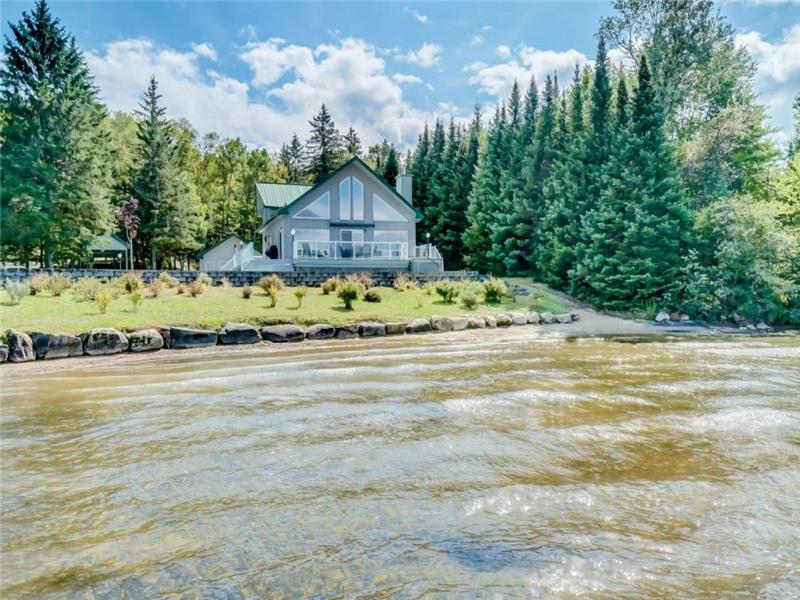 Superbe et immense chalet Chalet à louer LacdesPlages DI30747