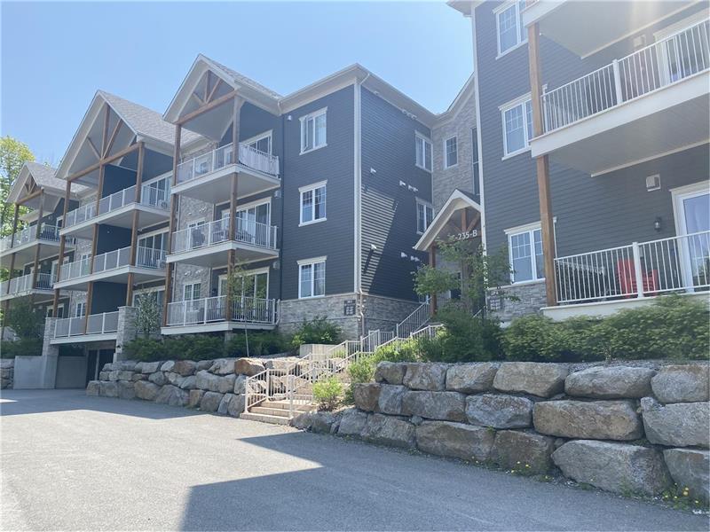 Condo Cercle des Cantons ski ou Chalet à louer Bromont OR31012