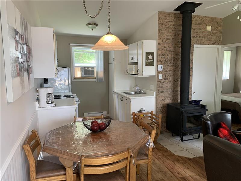 Chalet « La Gaieté » Chalet à louer L'AnseSaintJean DI31091