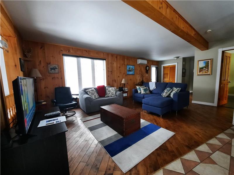 Chalet Belle Rive (Glissades, ski Steemeliedel'energie Cottage