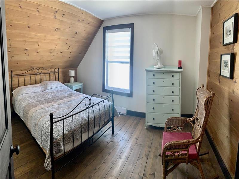 Chalet bord de l'eau StRochdeMekinac Cottage Rental OR31466