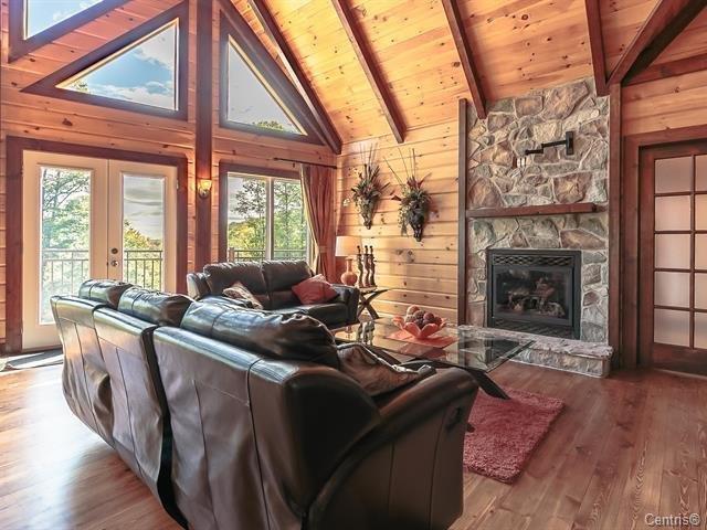 Chalet 6 chambres a louer a la - Chalet à louer St-Sauveur | PL-31485 ...