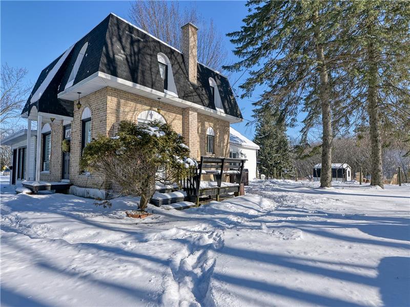 Le Chalet du Domaine Chalet à louer Bromont DI31521 ChaletsAuQuebec