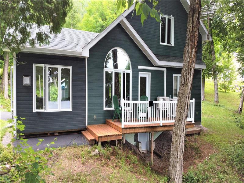 Chalet Rivard et cie, Laurentides, Chalet à louer ChuteSaint