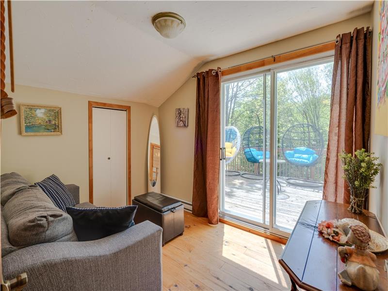 Waterfront Beaulac des jeux in Chertsey Cottage Rental DI32175