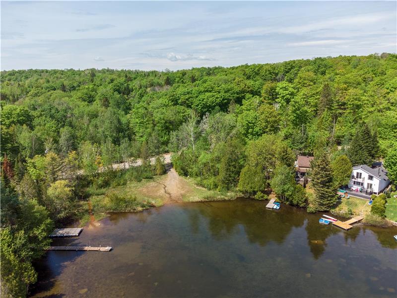 Beaulac des jeux au bord de l'eau à Chalet à louer Chertsey DI