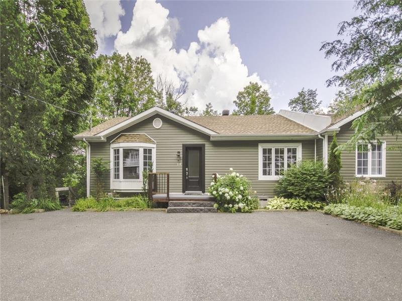 GRAND CONDO 3ch 116 LEVIS Chalet à louer Bromont OR33147