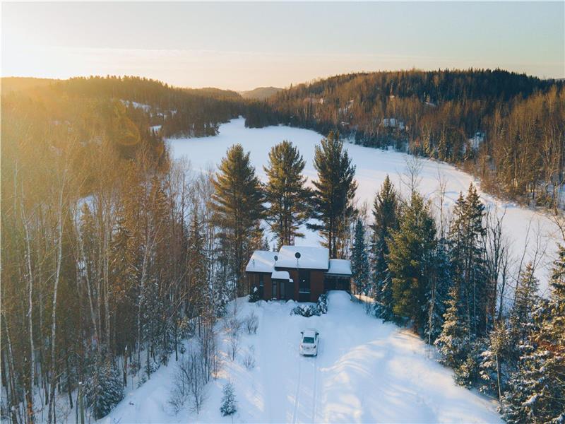 Chalet Kabana on Lake Beaudoin Steemeliedel'energie Cottage Rental