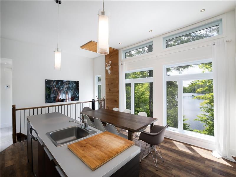 Chalet Kabana on Lake Beaudoin Steemeliedel'energie Cottage Rental DI33307 ChaletsAuQuebec