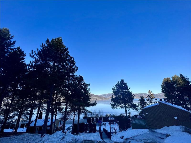 VUE sur le Fjord et les Montagnes Chalet à louer L'AnseSaintJean