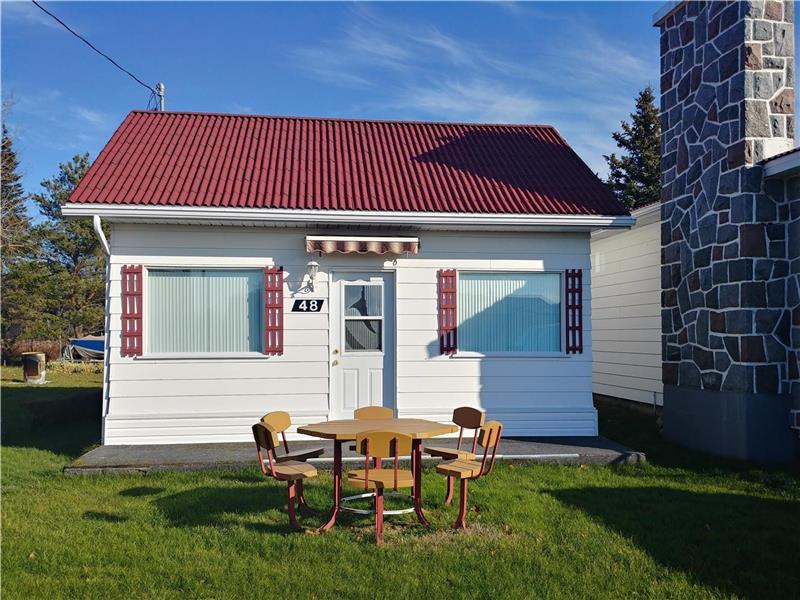 Le Petit Coquet Chalet à louer TroisPistoles OR33712 ChaletsAuQuebec Le Petit Coquet Chalet à louer TroisPistoles OR33712 ChaletsAuQuebec