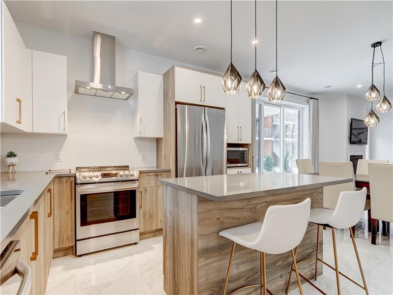 Condo à louer Bromont avec grand Chalet à louer Bromont PL33752