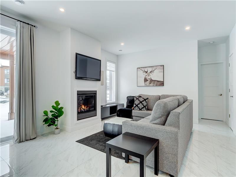 Condo à louer Bromont avec grand Chalet à louer Bromont PL33752