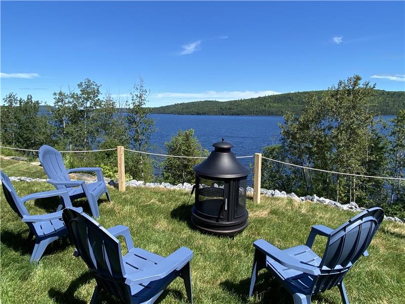 La Maison Jaune sur le Lac Chalet à louer TémiscouatasurleLac OR