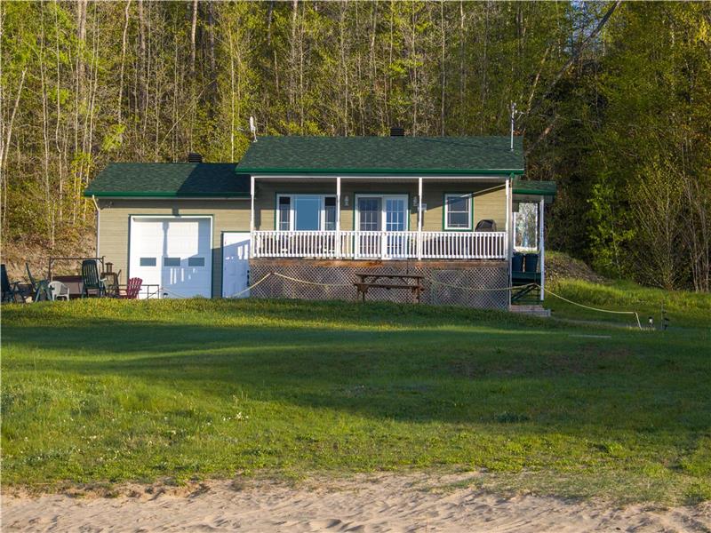 Chalet Le FrancNord CITQ 297694 Chalet à louer Shawinigan DI