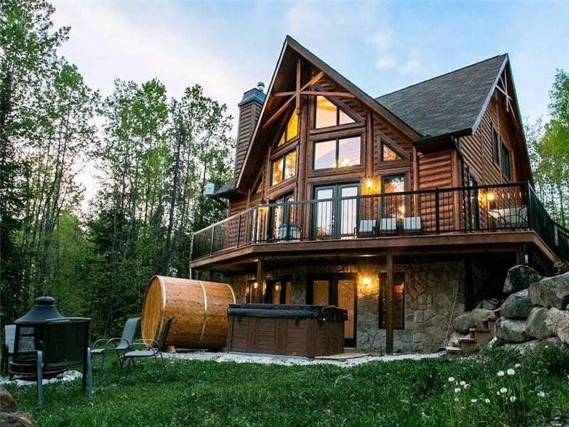 Chalet - Licenciee Kanata Tremblant Resort