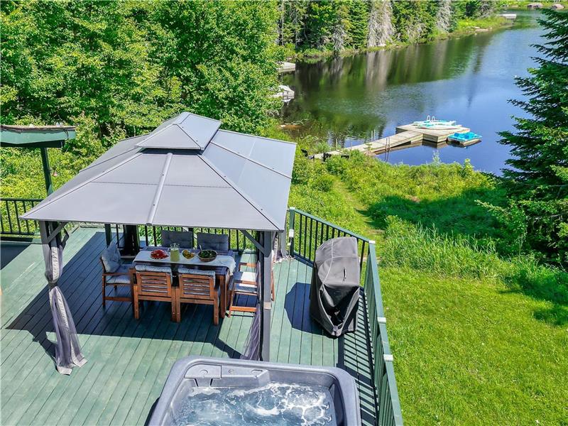 Chalet du coeur Spa et Vue! Chalet à louer StAdolphed'Howard DI