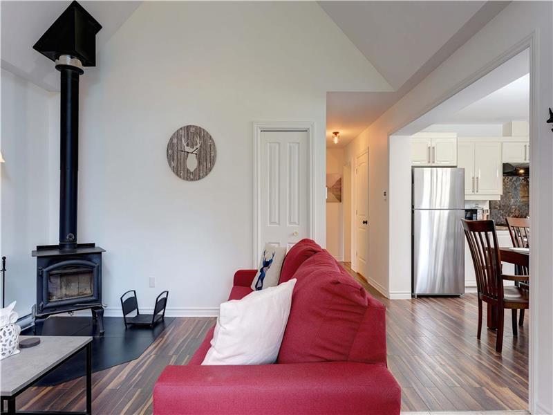 Le Pinacle Amico SteLuciedesLaurentides Cottage Rental PL35636