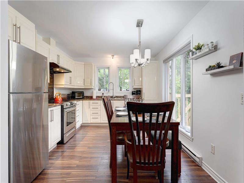 Le Pinacle Amico SteLuciedesLaurentides Cottage Rental PL35636