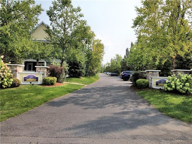 Condo 3 chambres à Bromont, vue sur Chalet à louer Bromont OR35810