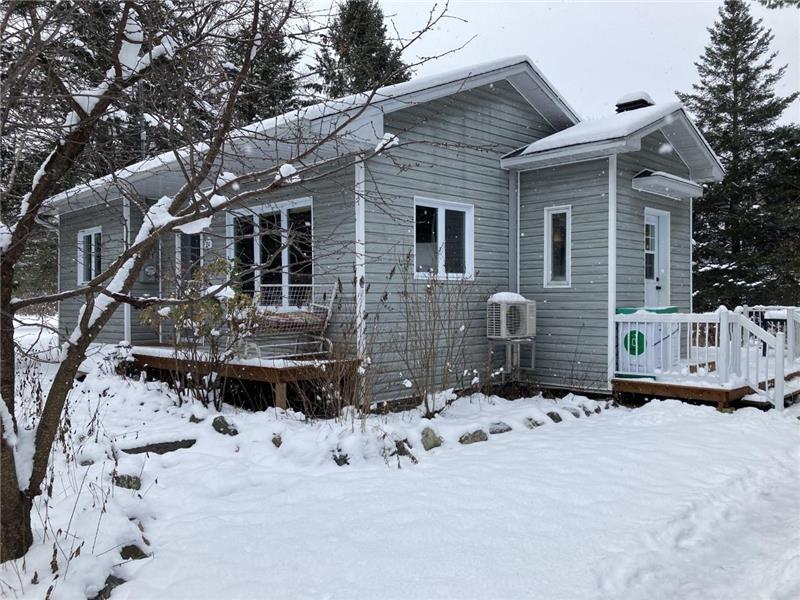 Chalet du Ruisseau avec Spa Chalet à louer StRémideTingwick PL