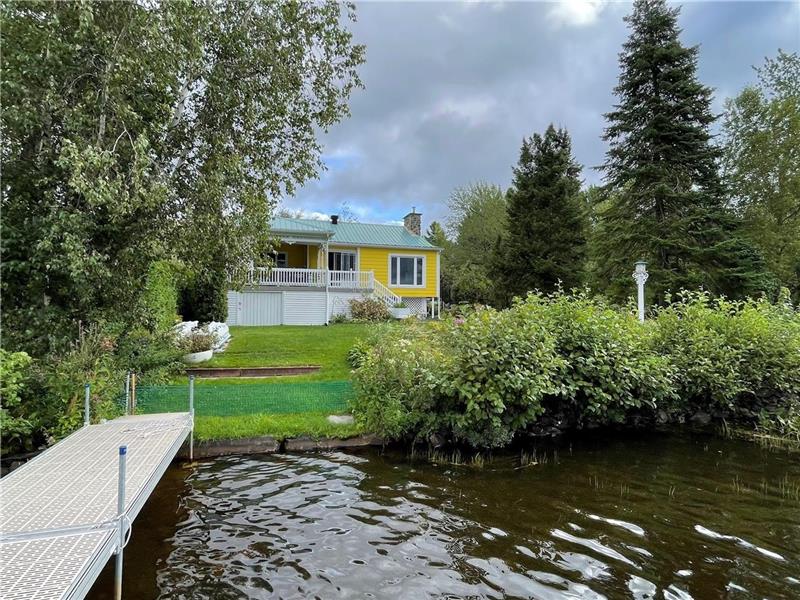 Chalet sur le lac d'Argent Chalet à louer Eastman PL36019 ChaletsAuQuebec