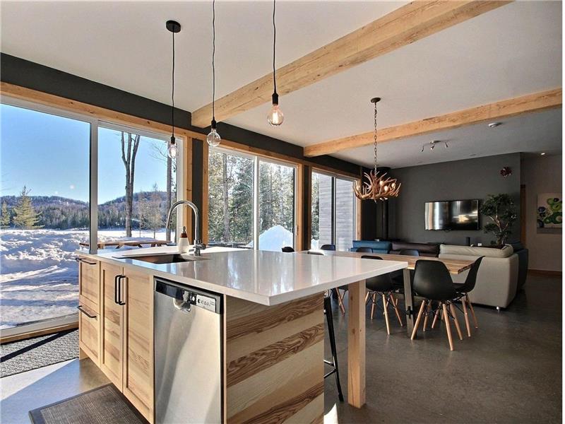 Le Panache Bord de lac, spa, table Chalet à louer SteMargueritedu