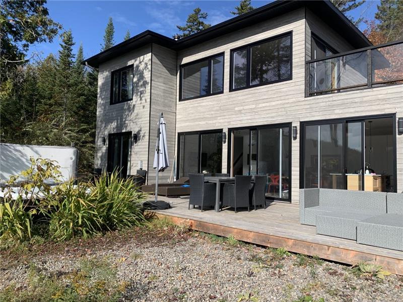 Le Panache Bord de lac, spa, table Chalet à louer SteMargueritedu