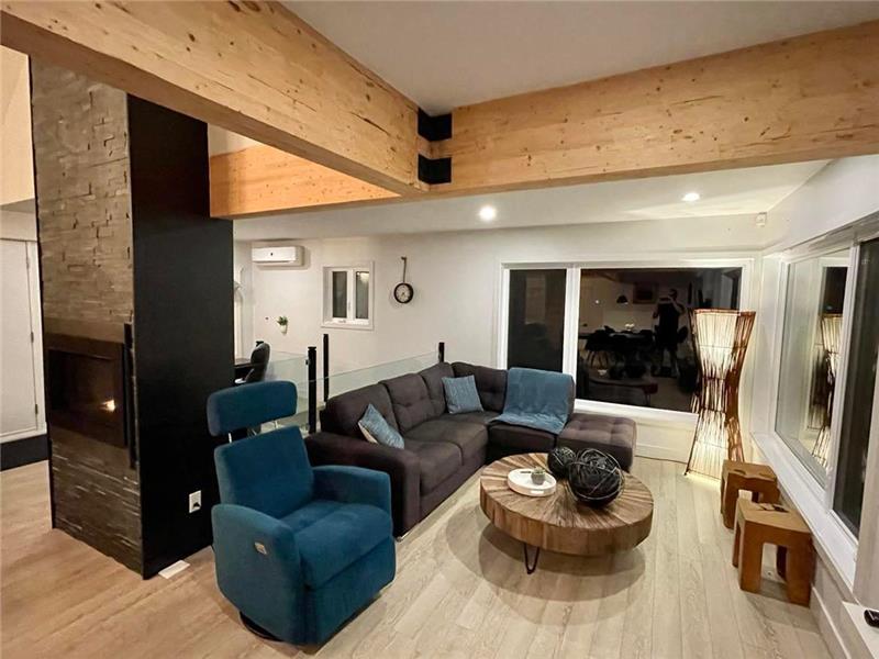 Le 308 du lac ! Spa avec vue Chalet à louer StHubertdeRivièredu