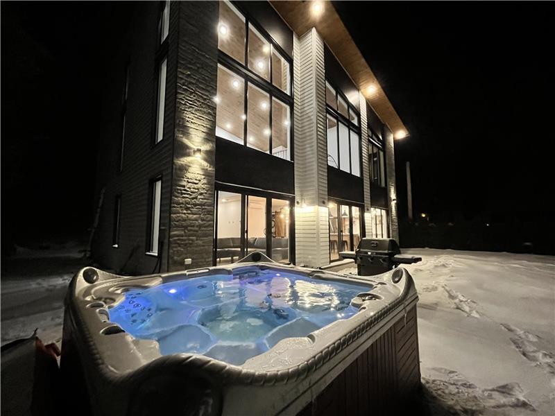 Chalet bord de l'eau Le Jasmin Chalet à louer LacEtchemin DI36469