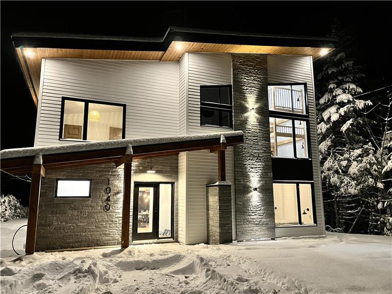 Chalet bord de l'eau Le Jasmin Chalet à louer LacEtchemin DI36469