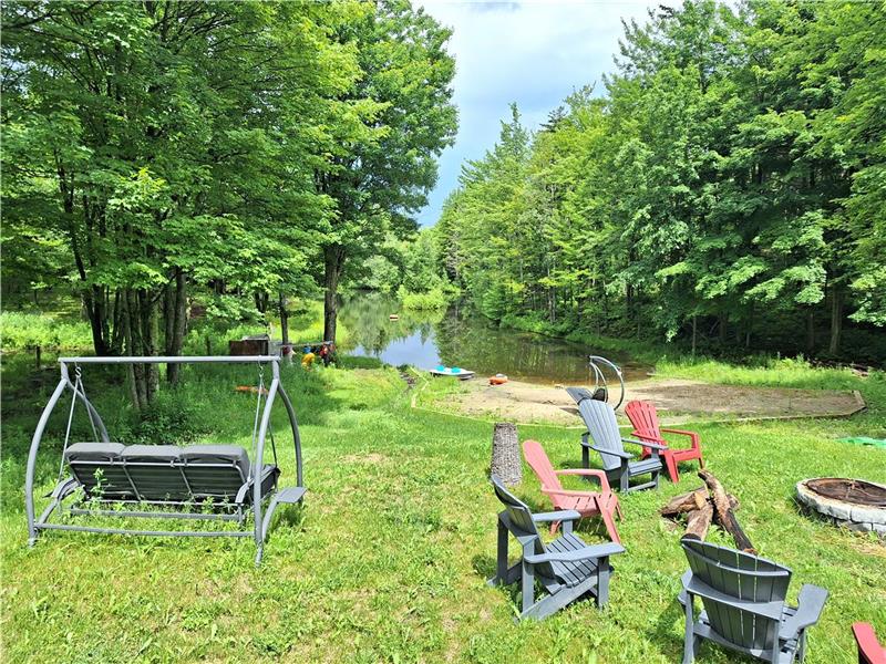 Lac Sloane Lac Prive dans une Chalet à louer StÉtiennedeBolton