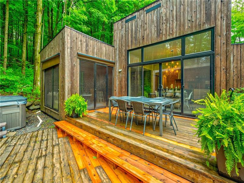 Paisible Chalet Design et Spa Chalet à louer Bromont OR36709 ChaletsAuQuebec