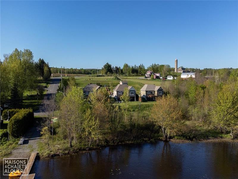 Le Natura Chalet à louer StRémideTingwick DI36898 ChaletsAuQuebec