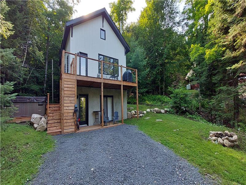 Magnifique chalet bord de lac à - Chalet à louer Morin-Heights | PL ...