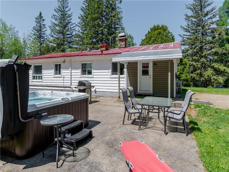 Gîte Fossambault SPAPROMO NUIT Chalet à louer FossambaultsurleLac