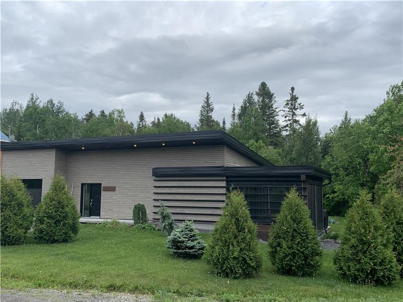 Magnifique chalet en forêt et à Chalet à louer StGédéon OR38174