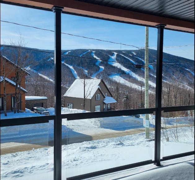 LE ROMÉO, 5 CHAMBRES, 10 PERSONNES, Chalet à louer StPhilémon DI