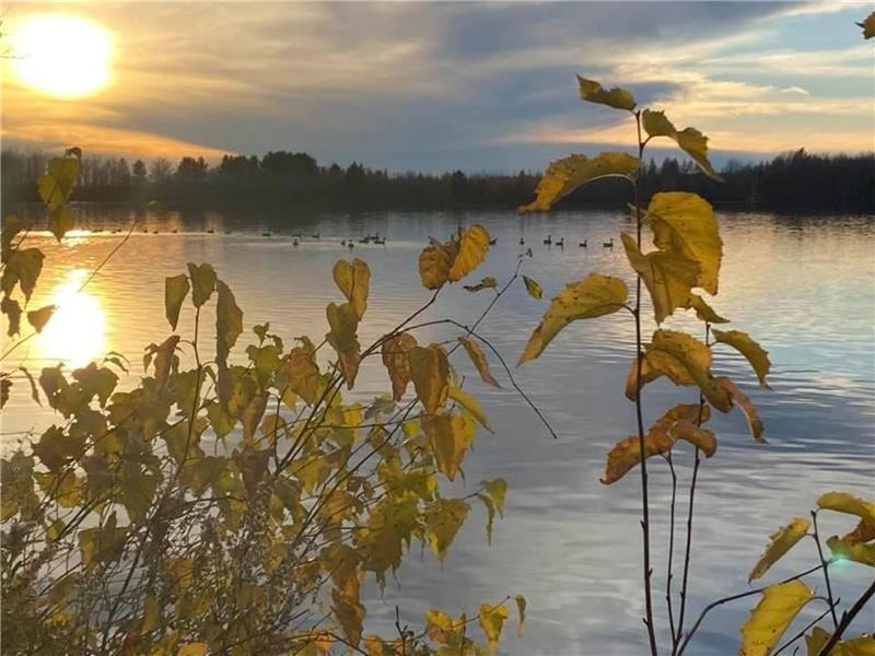 Accès au lac navigable avec SteMariedeBlandford Cottage for Sale VP38808 ChaletsAuQuebec