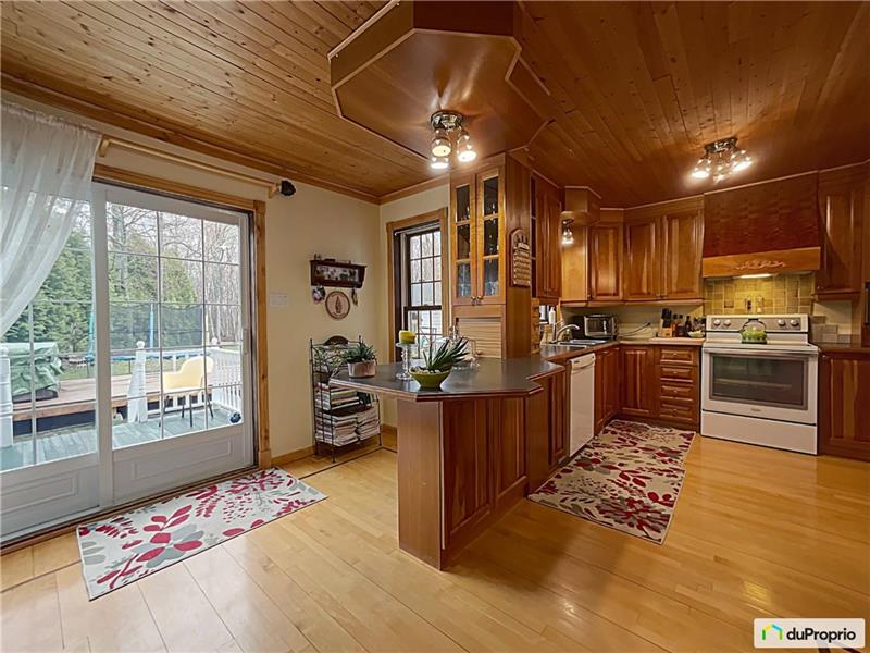 Accès au lac navigable avec Chalet à vendre SteMariedeBlandford VP38808 ChaletsAuQuebec