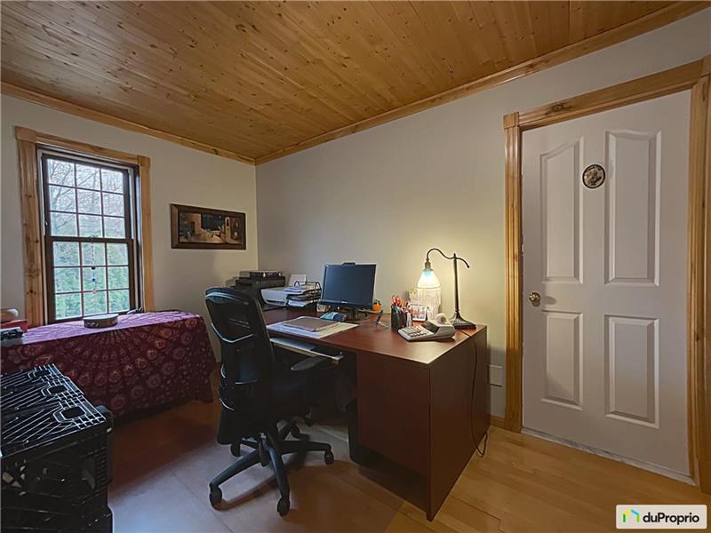 Accès au lac navigable avec Chalet à vendre SteMariedeBlandford VP38808 ChaletsAuQuebec