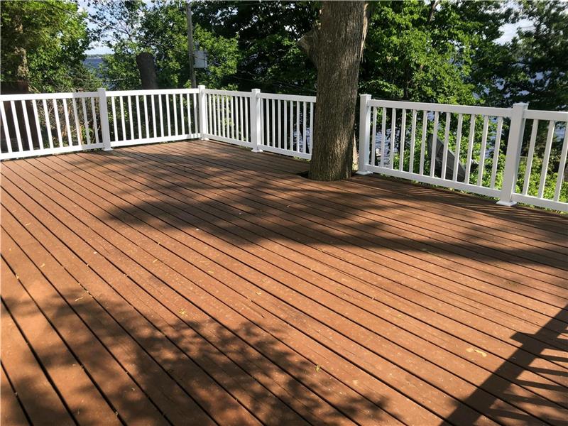 Chalet à vendre à PointeauChêne, Chalet à vendre Grenvillesurla