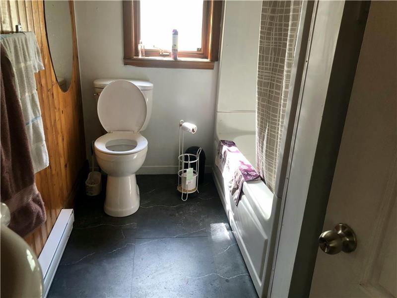 Chalet à vendre à PointeauChêne, GrenvillesurlaRouge Cottage for