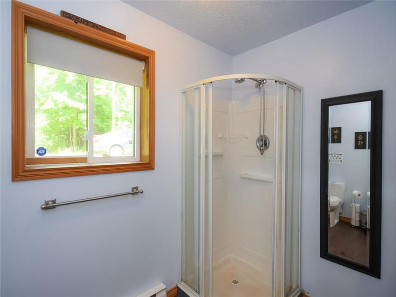 Beautiful 4 season cottage for sale Gracefield Cottage for Sale VP