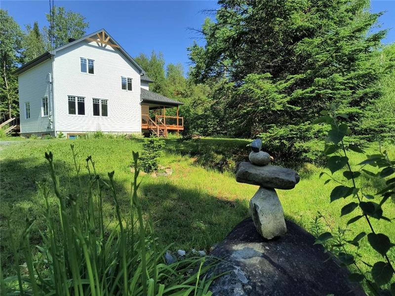 Maison boisée nature à Mansonville Chalet à louer BoltonEst OR