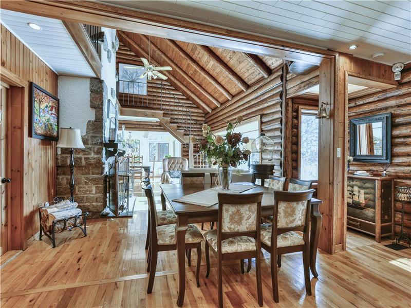 Magnifique chalet en bois rond Chalet à louer SteMargueriteduLac