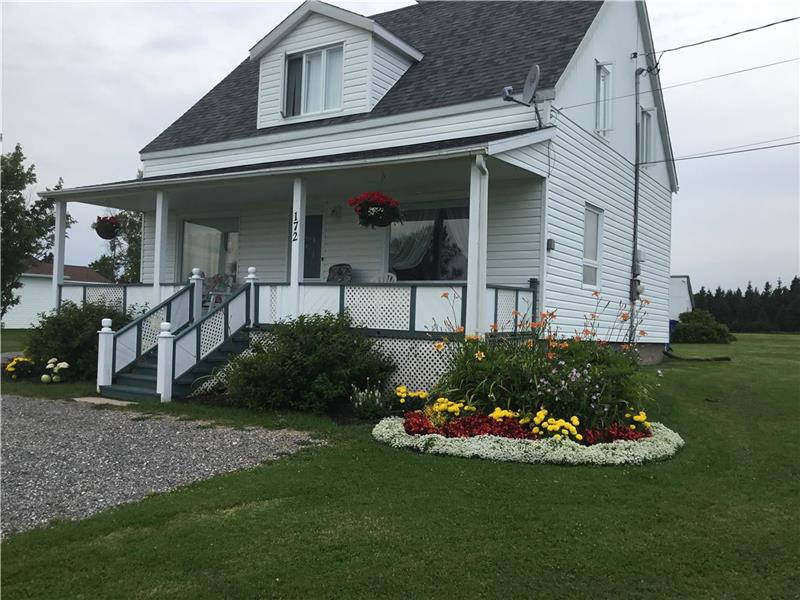 La maison chez Francis Chalet à louer StGodefroi OR40273