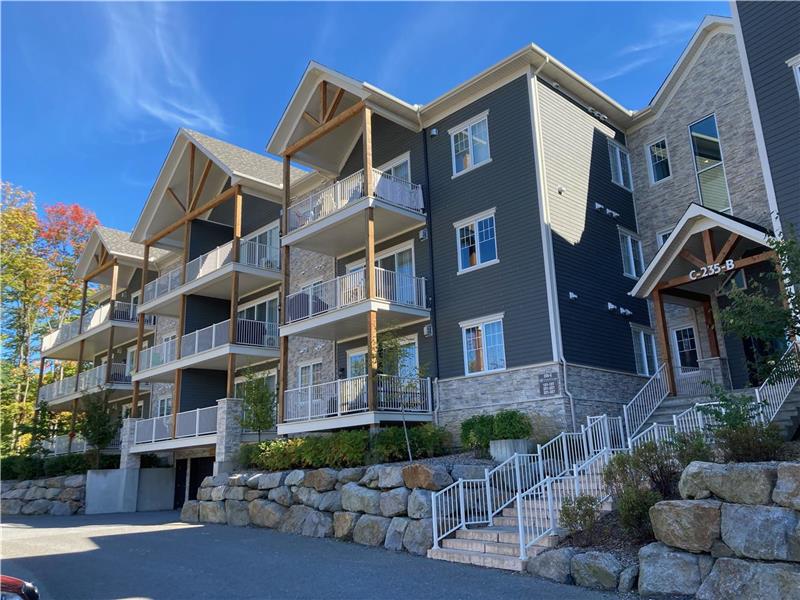 **OCTOBRE ET NOVEMBRE EN Chalet à louer Bromont PL40615