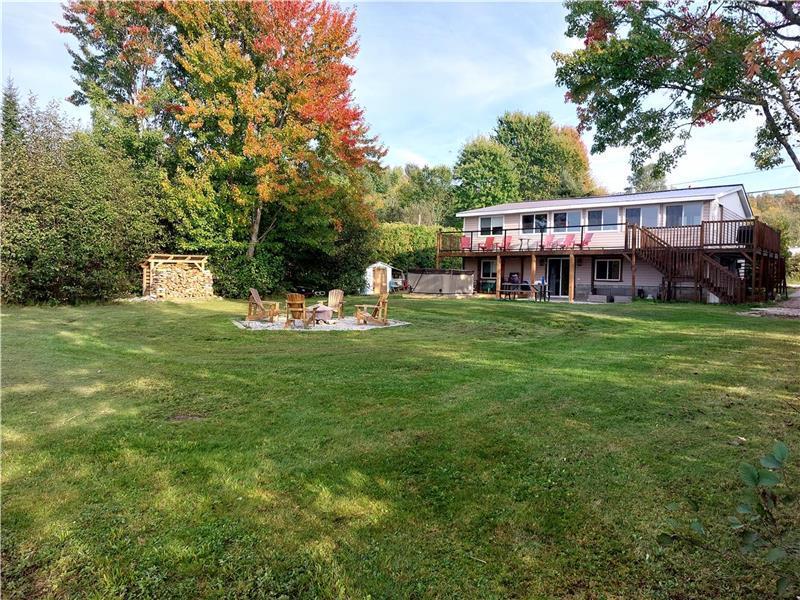 Chez Lester Chalet à louer Cayamant PL40871 ChaletsAuQuebec